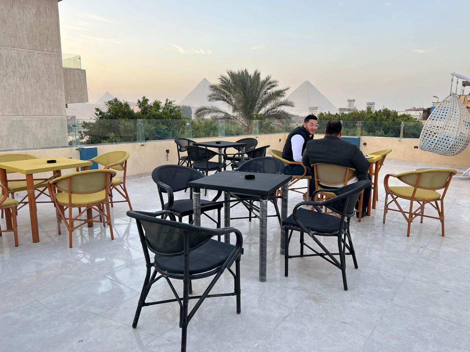 Regent Pyramids View Kafret el-Gabal Exterior foto