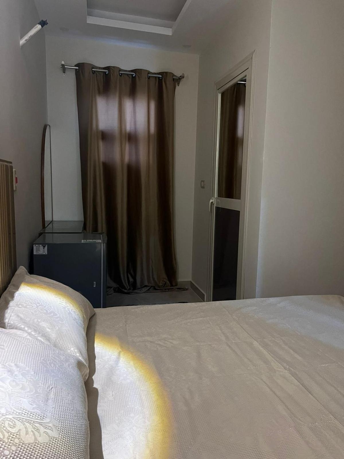 Regent Pyramids View Kafret el-Gabal Exterior foto