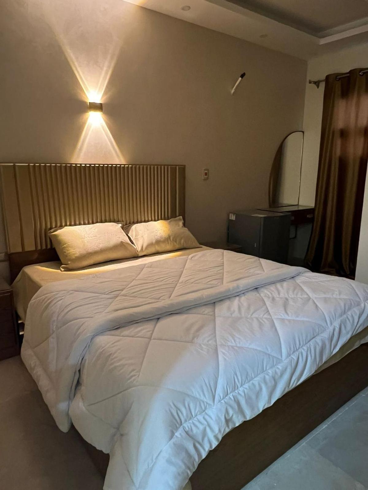 Regent Pyramids View Kafret el-Gabal Exterior foto