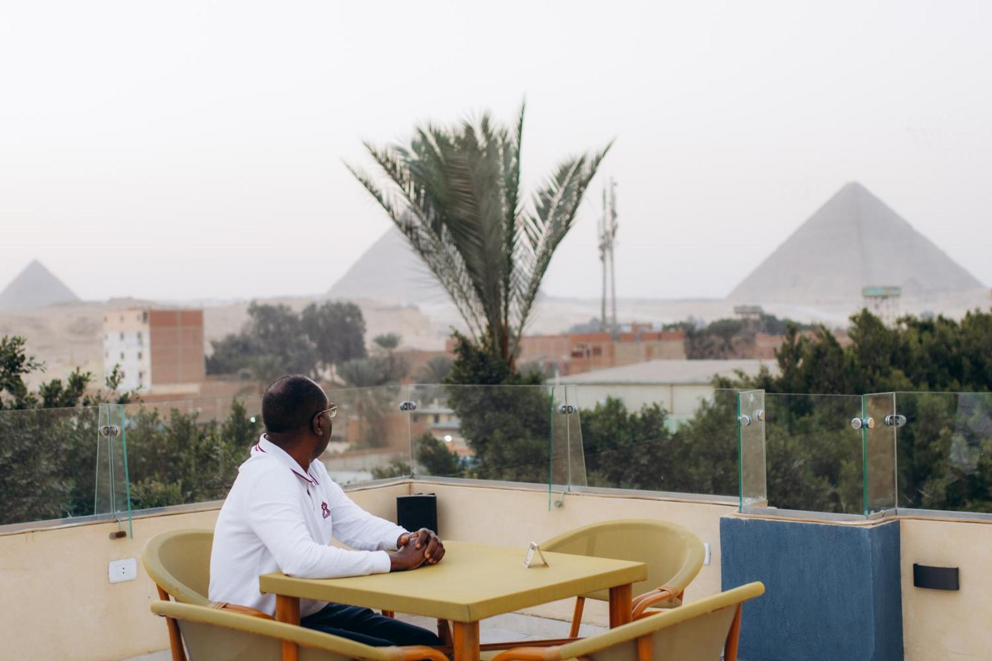Regent Pyramids View Kafret el-Gabal Exterior foto
